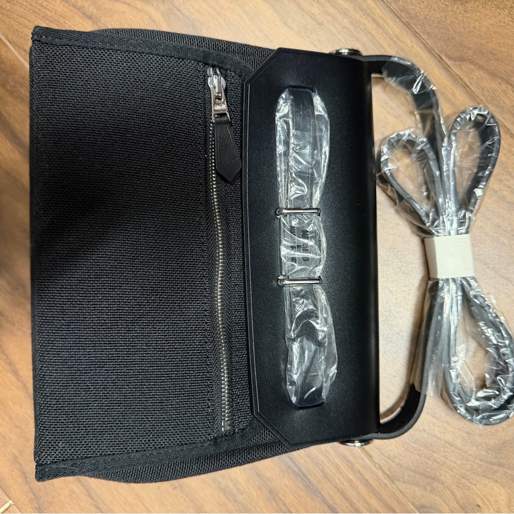Nwt elegant canvas Black Women's Bag - Picture 3 of 6